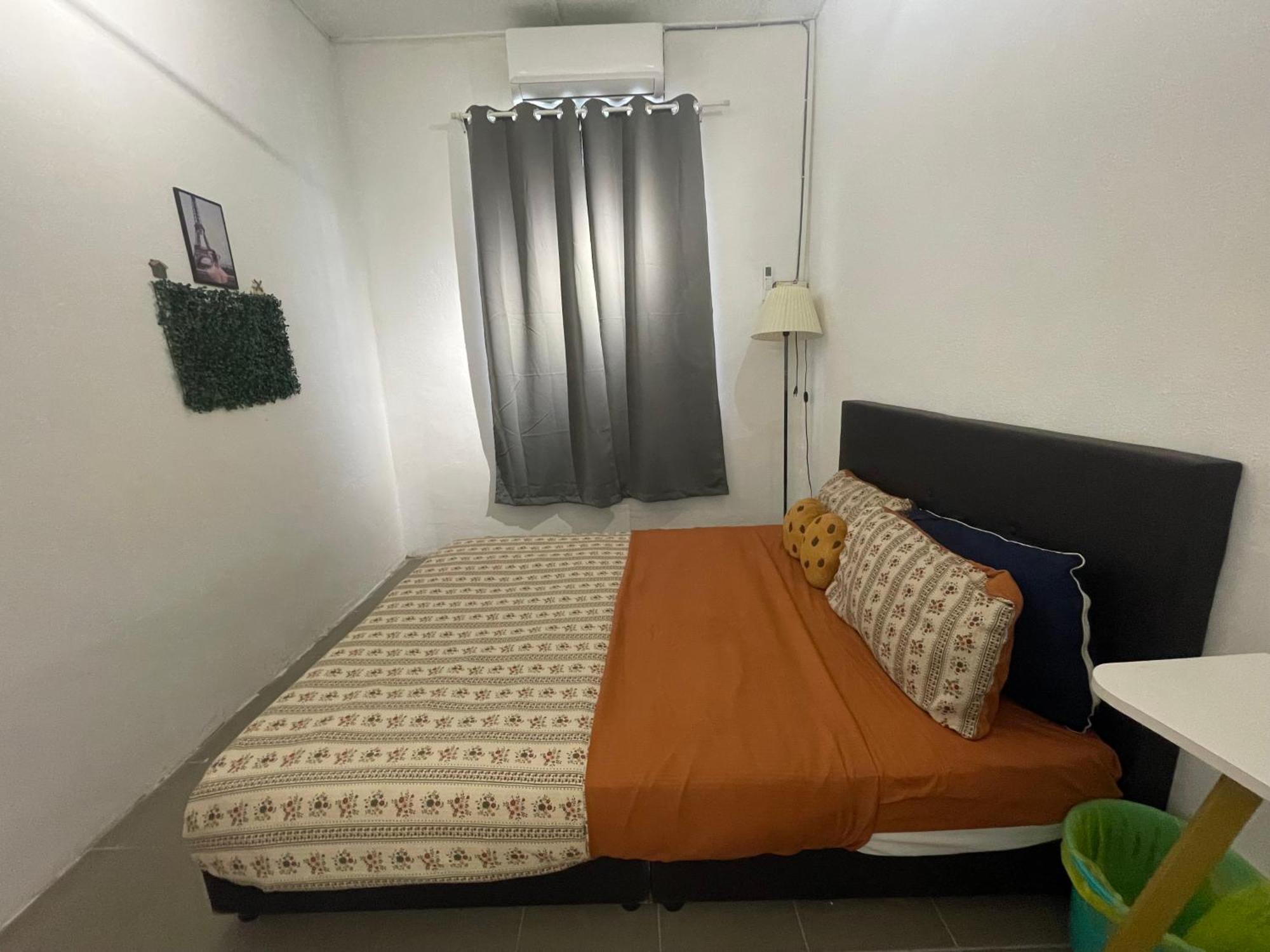 Entire 33 Cozy House • 3 Bedroom @ Alma ブキッ・ムルタジャム エクステリア 写真